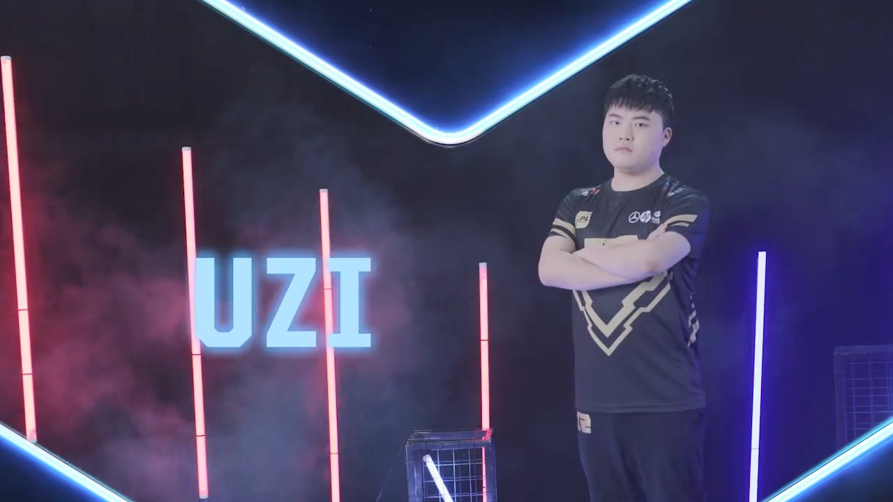 抱有强烈的 抱有强烈的